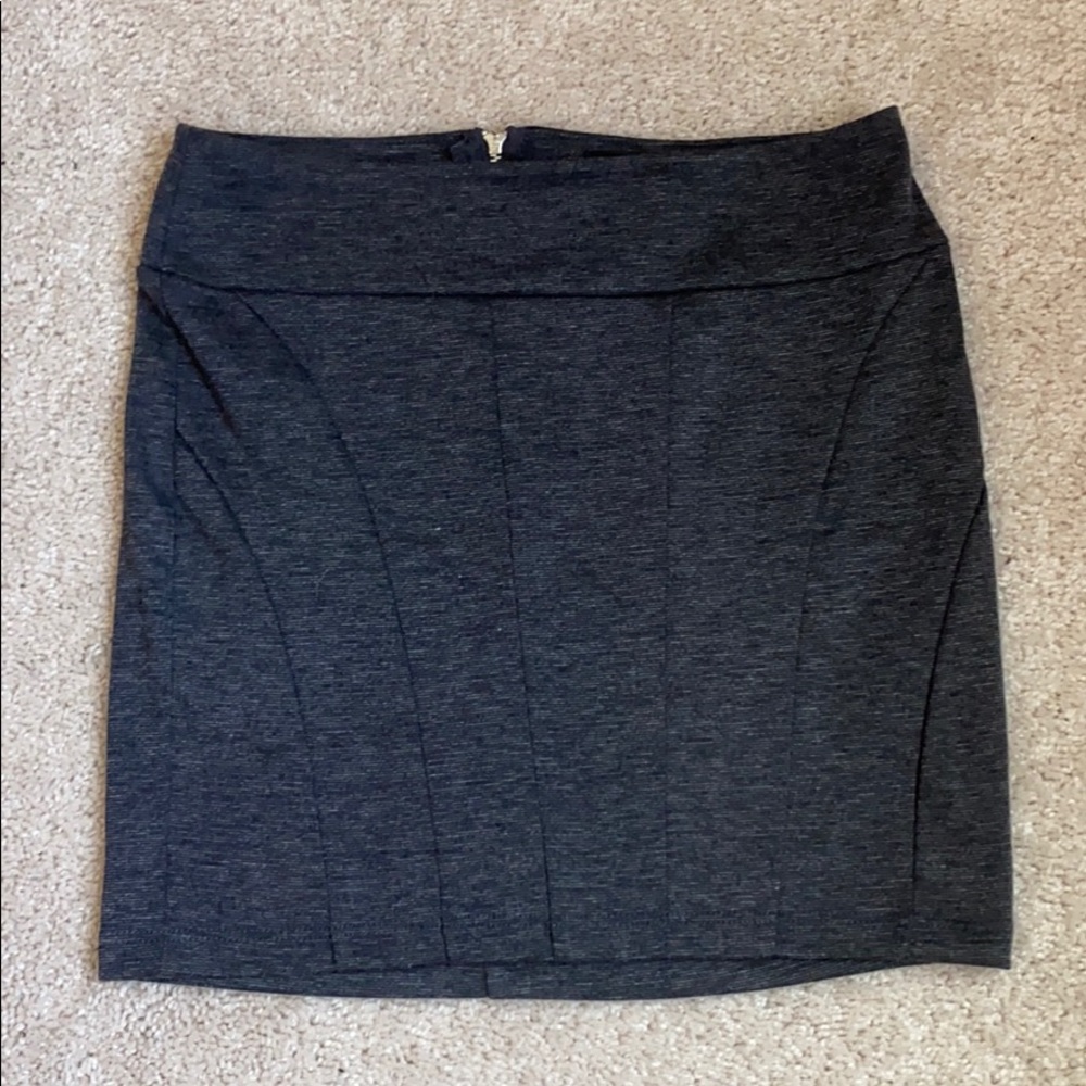 G BY GUESS SKIRT
